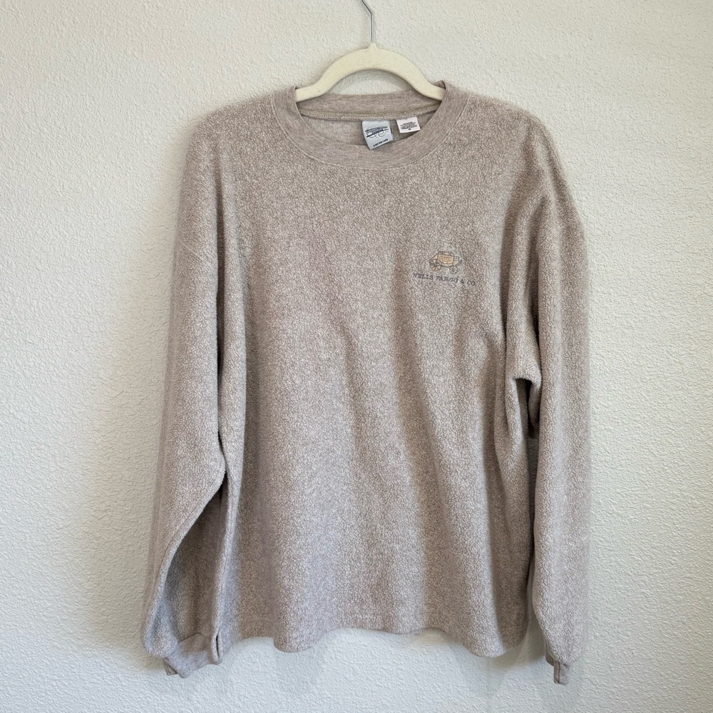 VTG Adult Wells Fargo Branded Fleece Beige Crewneck‎ Sweater Gorpcore Casual